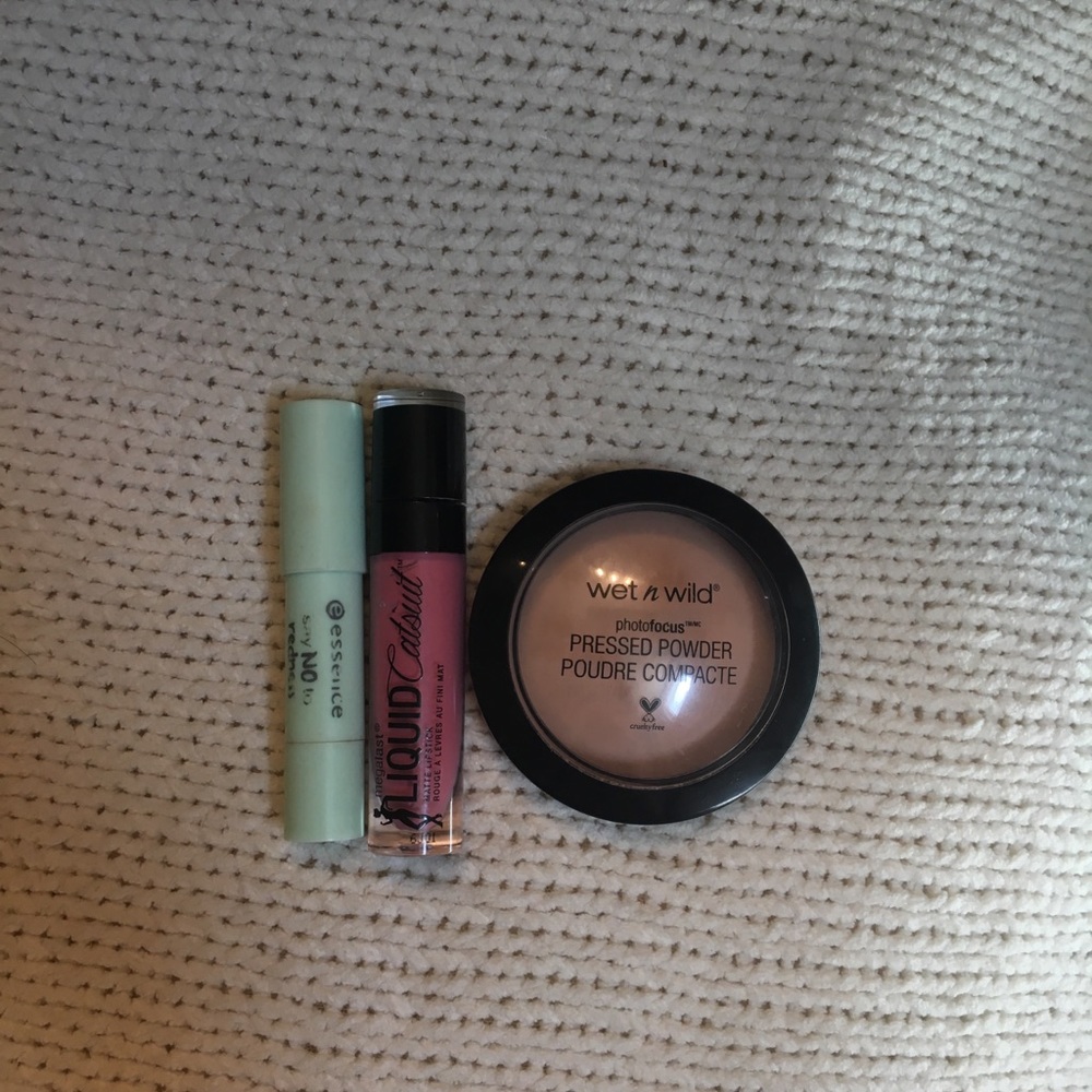 Wet n wild and essence set!